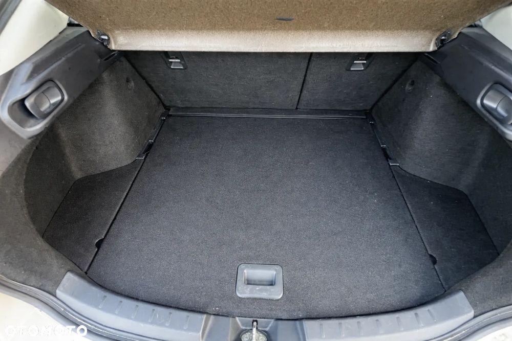 Mitsubishi Lancer - 9