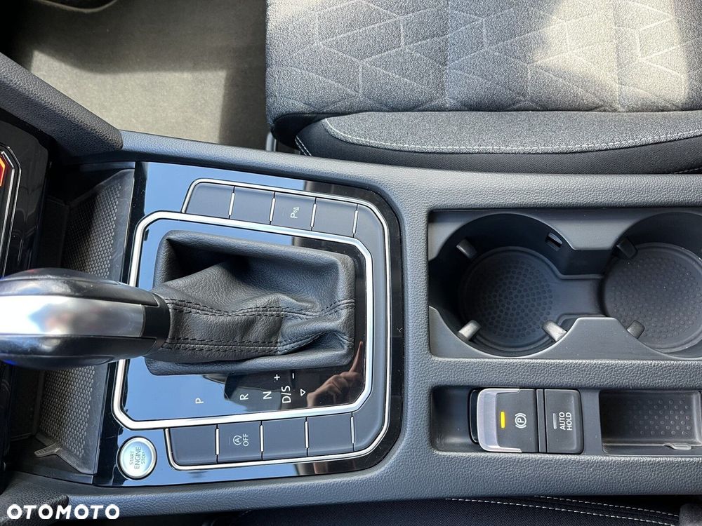 Volkswagen Passat Variant 1.5 TSI EVO Business DSG - 28