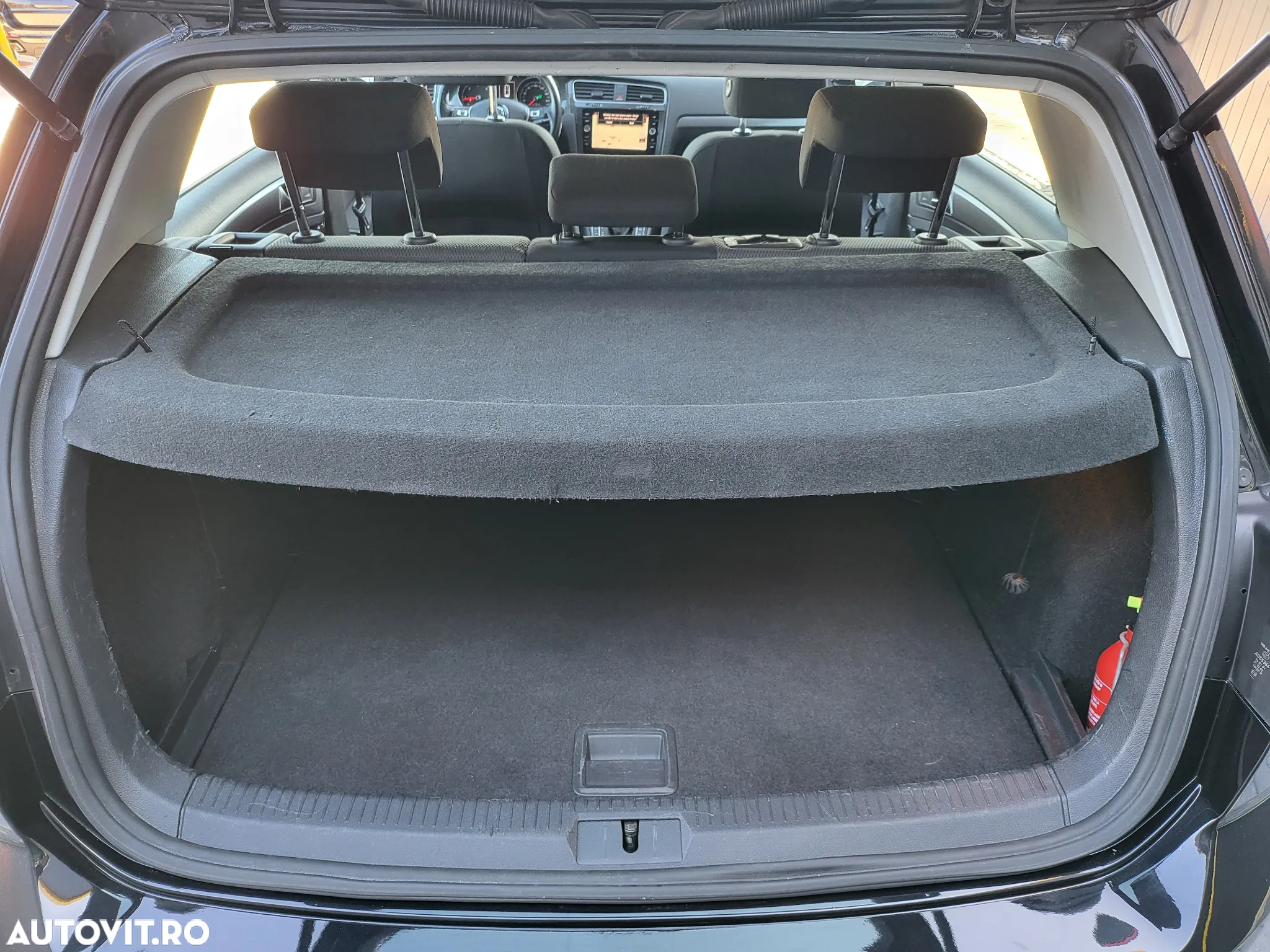 Volkswagen Golf 2.0 TDI DSG Comfortline - 17