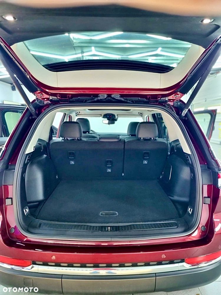 Jeep Grand Cherokee - 21