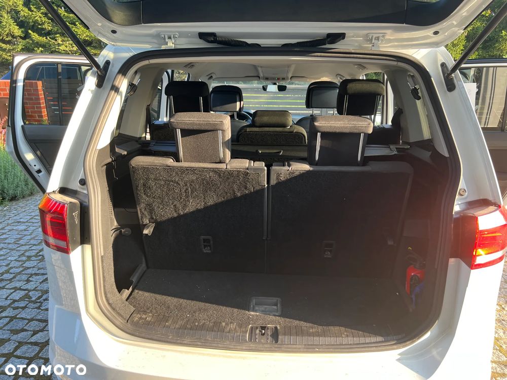 Volkswagen Touran 1.5 TSI EVO Comfortline DSG - 11
