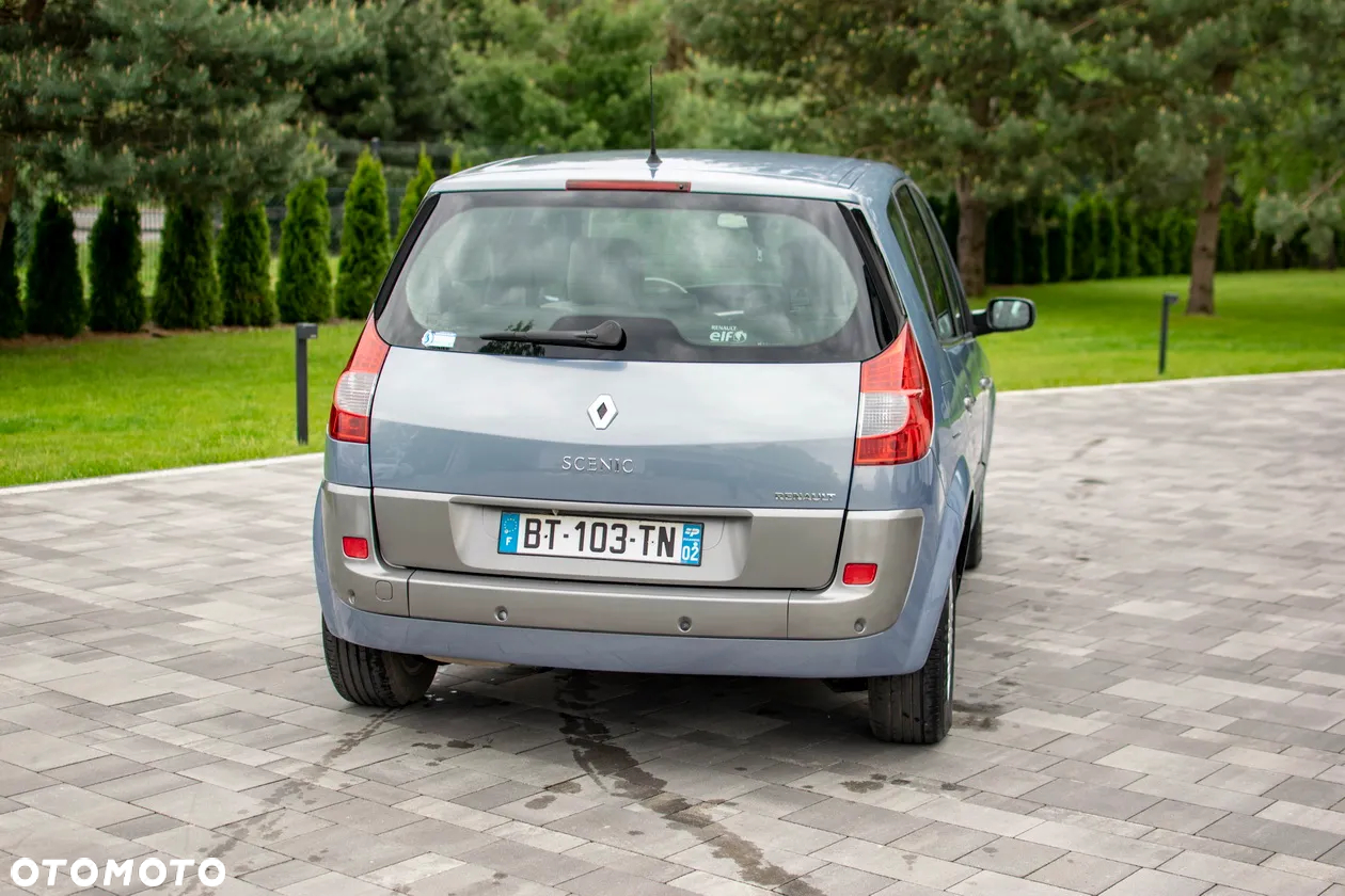 Renault Scenic - 21