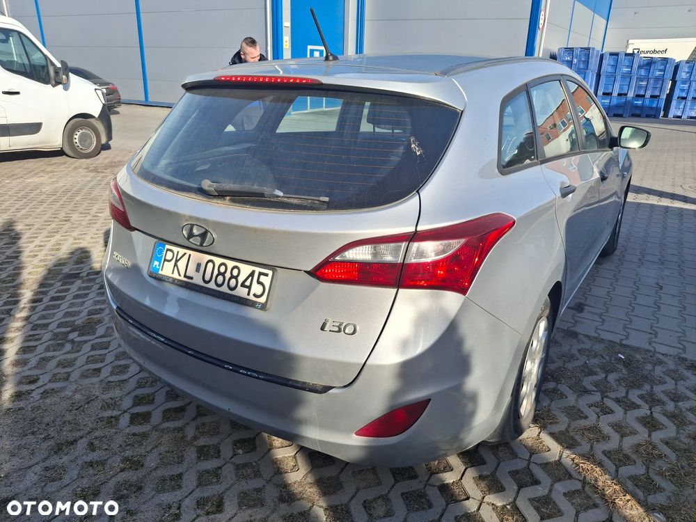 Hyundai i30 1.6 CRDi Classic - 6