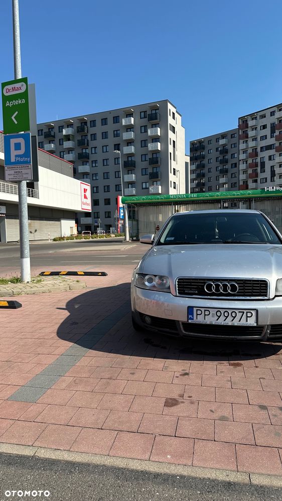 Audi A4 Limousine - 3