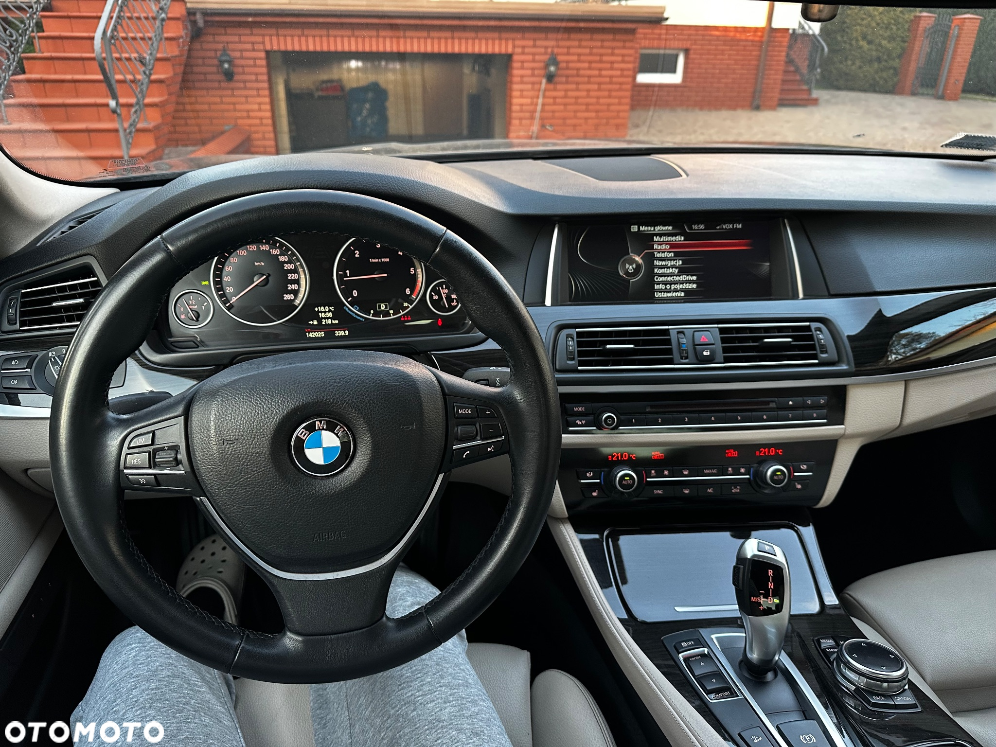 BMW Seria 5 520d xDrive Luxury Line - 11