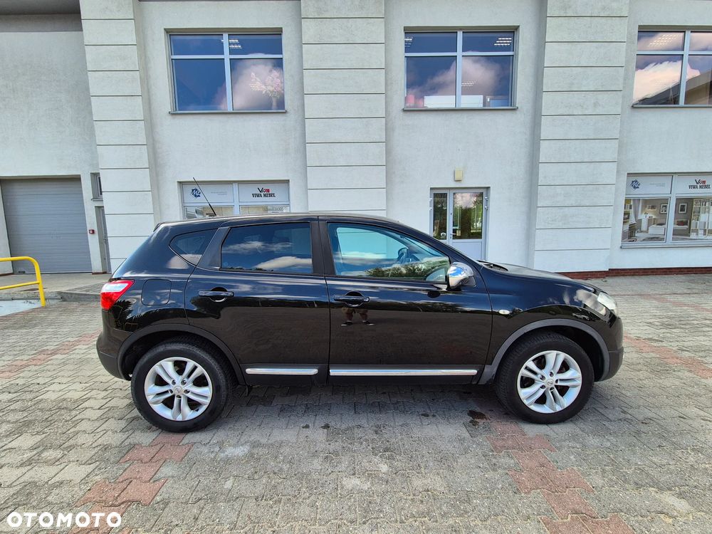 Nissan Qashqai - 4