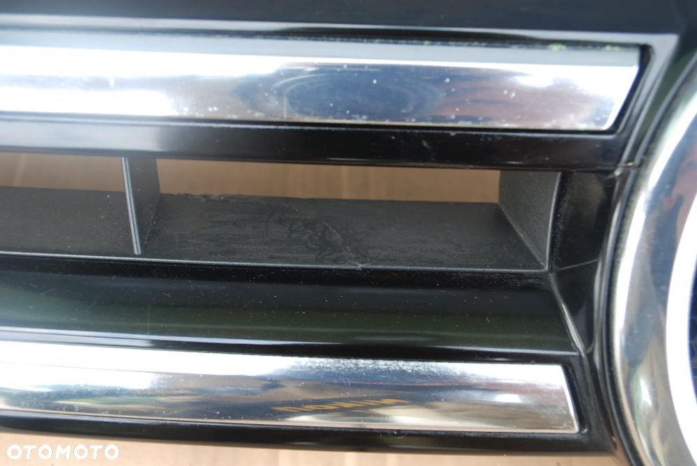ATRAPA GRILL VW TOUAREG 10-14 7P6853651A - 9