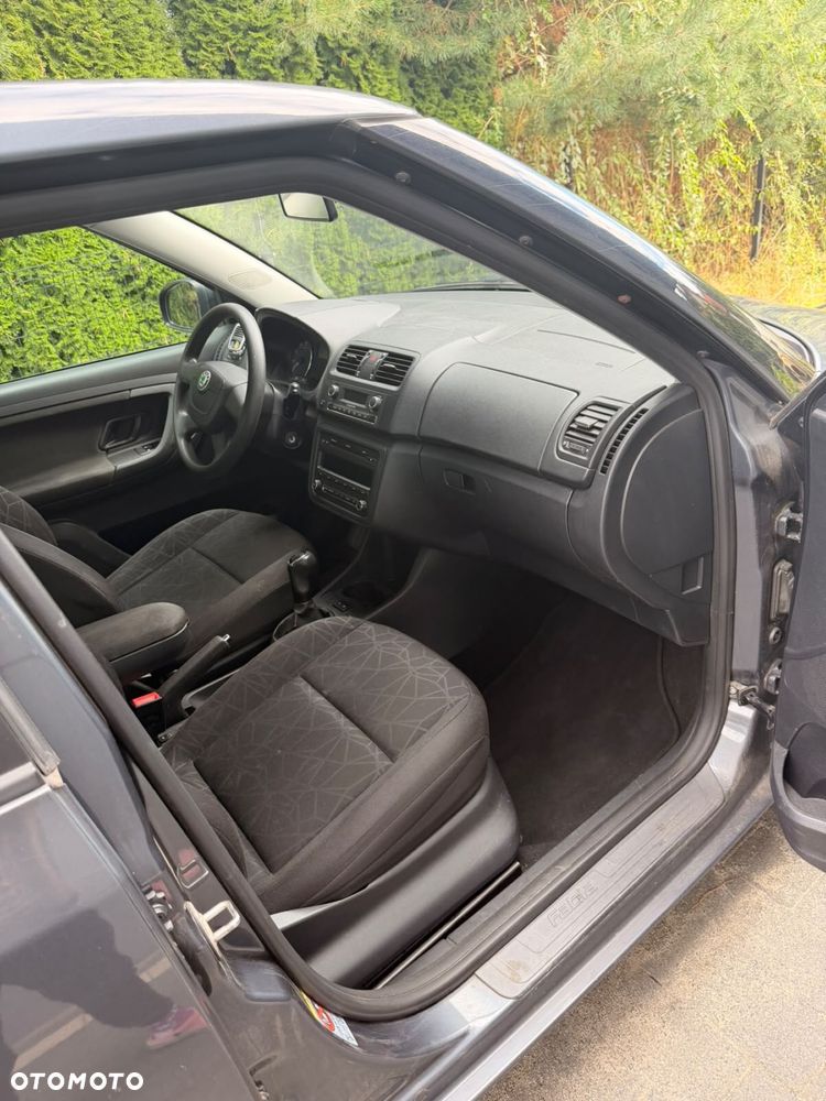 Skoda Fabia - 6