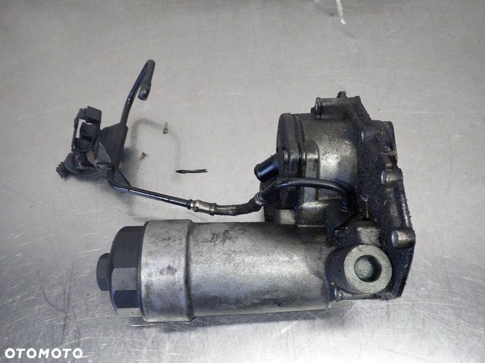 PODSTAWA FILTRA OLEJU AUDI A6 C5 2.5 059115405F - 1