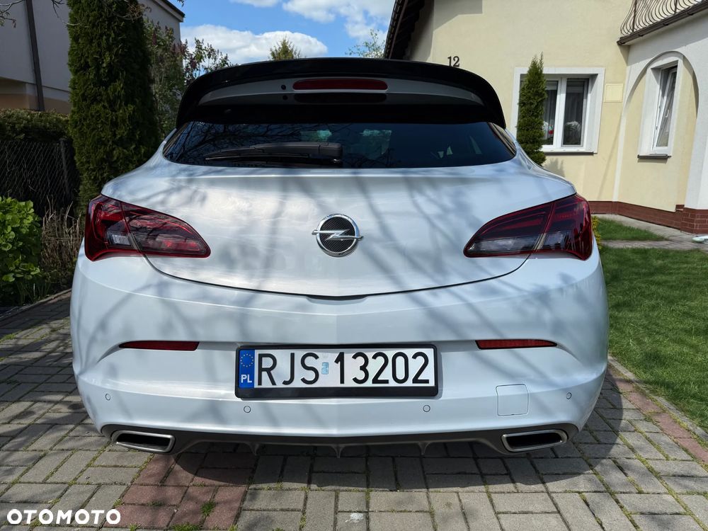 Opel Astra IV GTC OPC - 5