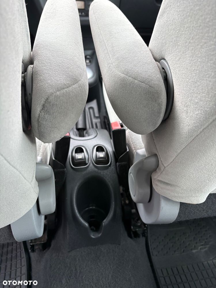 Citroën C3 1.4 16V Senso Drive Exclusive - 28