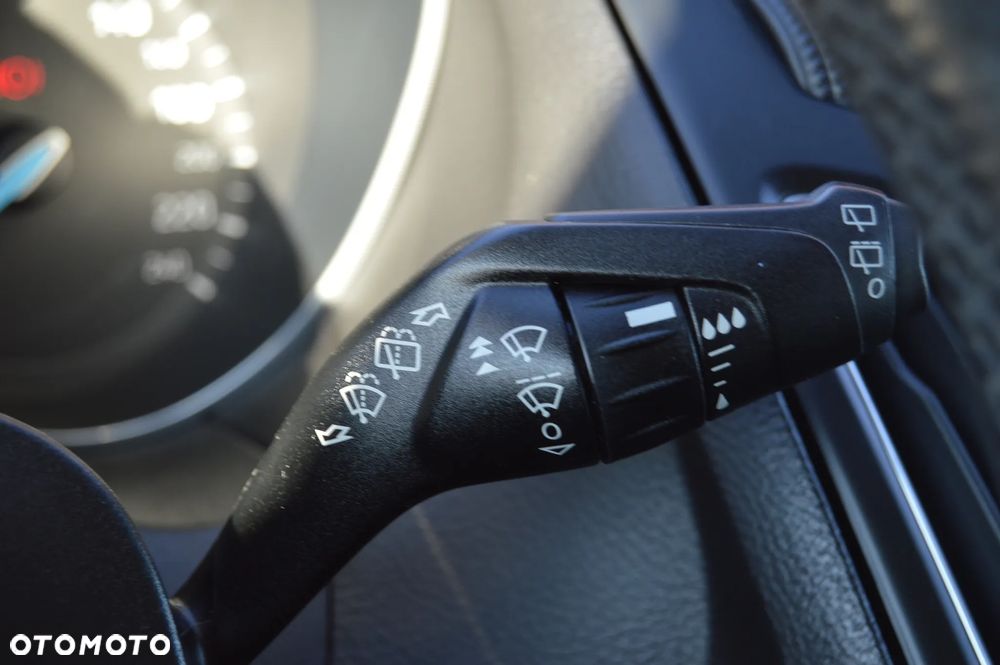 Ford Focus 1.0 EcoBoost Titanium Design - 17