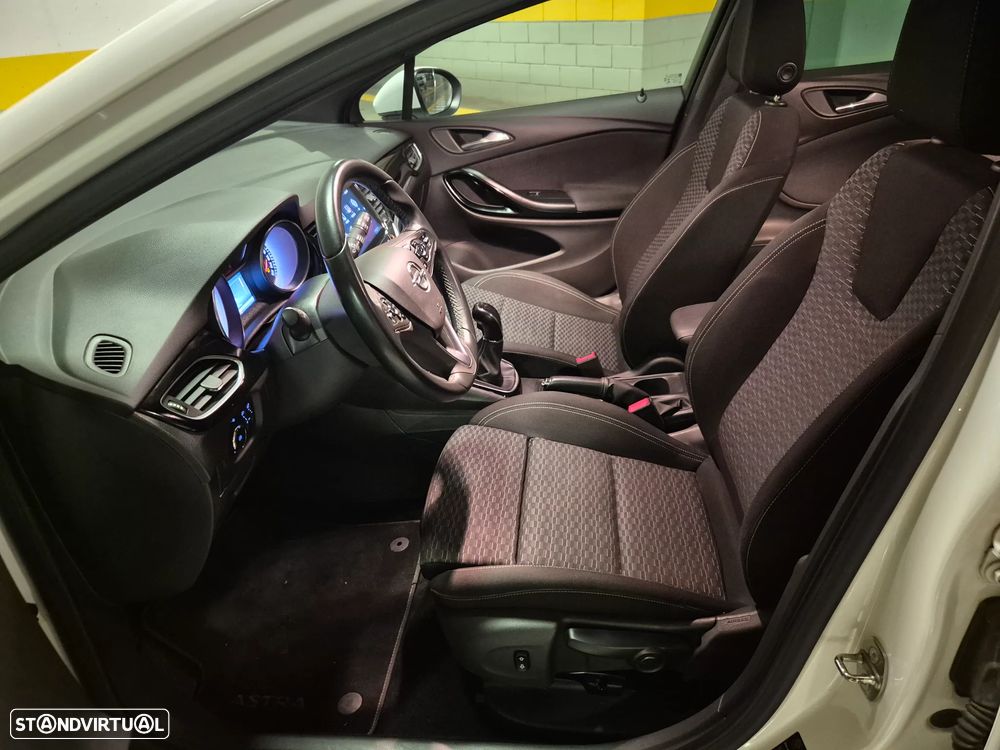 Opel Astra 1.6 CDTI Dynamic Sport S/S - 21