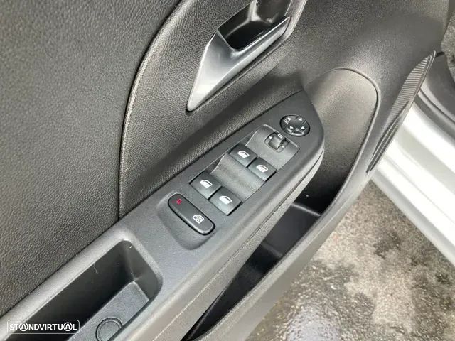 Opel Corsa 1.2 T GS - 28