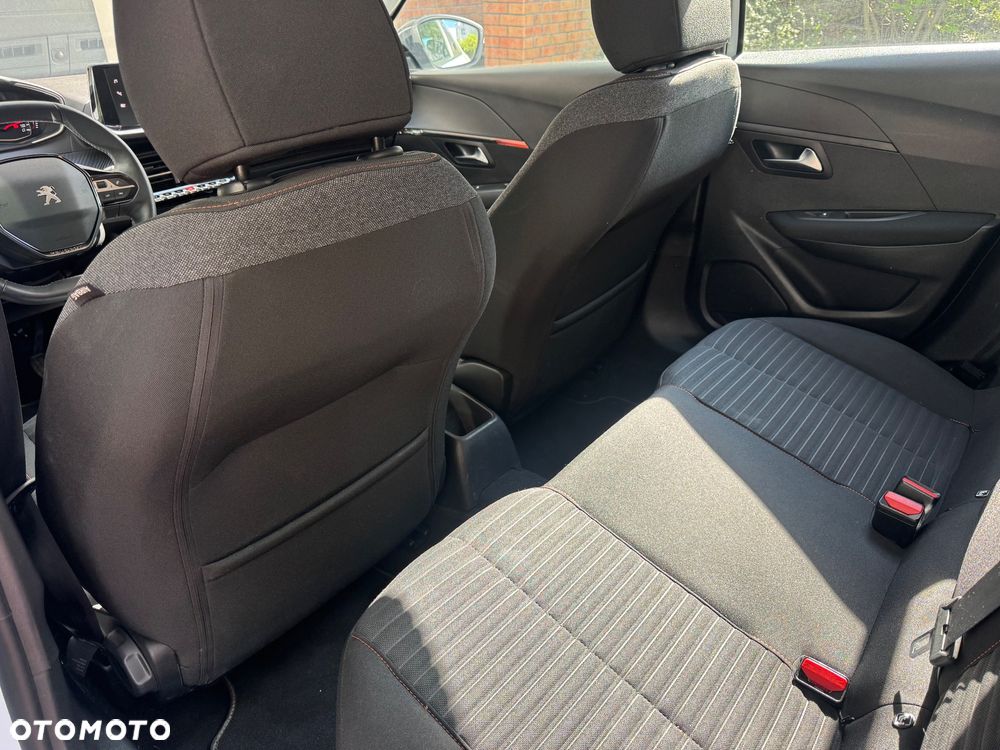Peugeot 208 PureTech 100 Active - 12