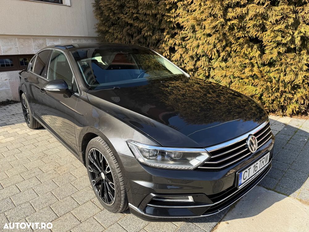 Volkswagen Passat - 11