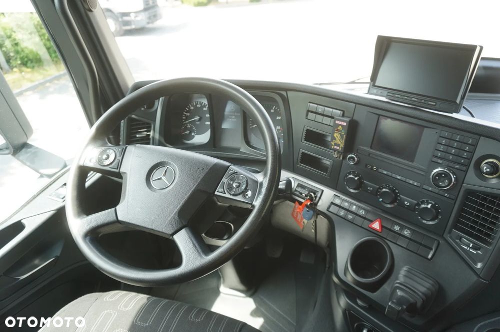 Mercedes-Benz Arocs 2633 burtowy / HDS FASSI F155A.0.23 / PILOT / 230 tys. km - 24