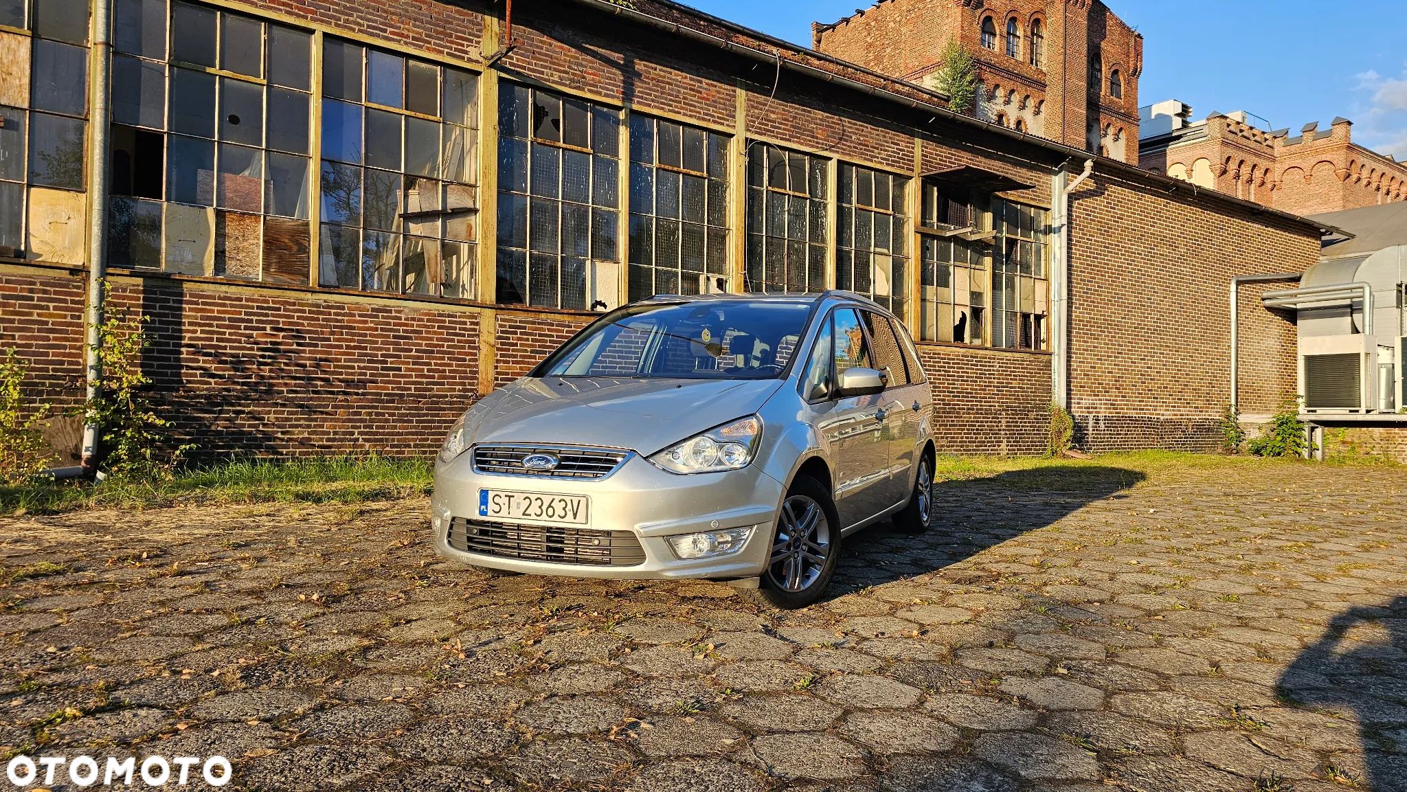 Ford Galaxy 2.0 TDCi Ambiente - 1
