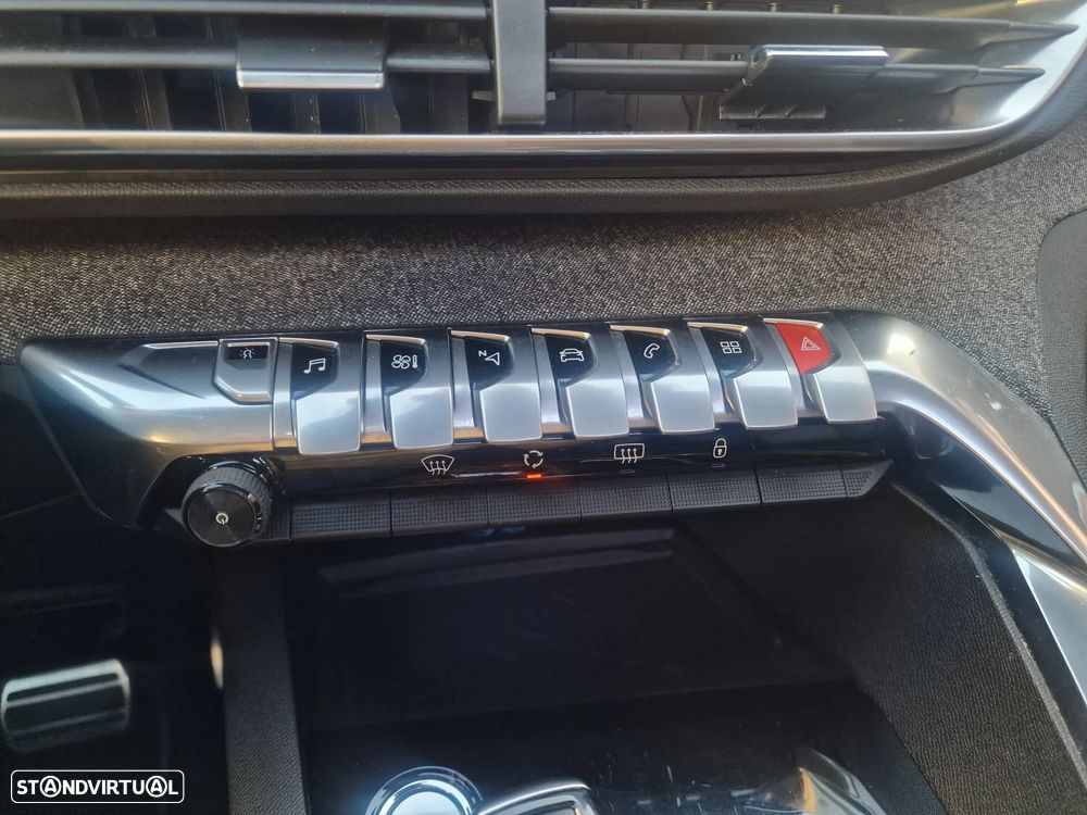 Peugeot 5008 BlueHDI 130 EAT8 GT - 30