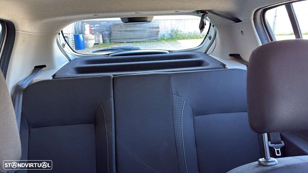 Dacia Sandero SCe 75 Essential - 10