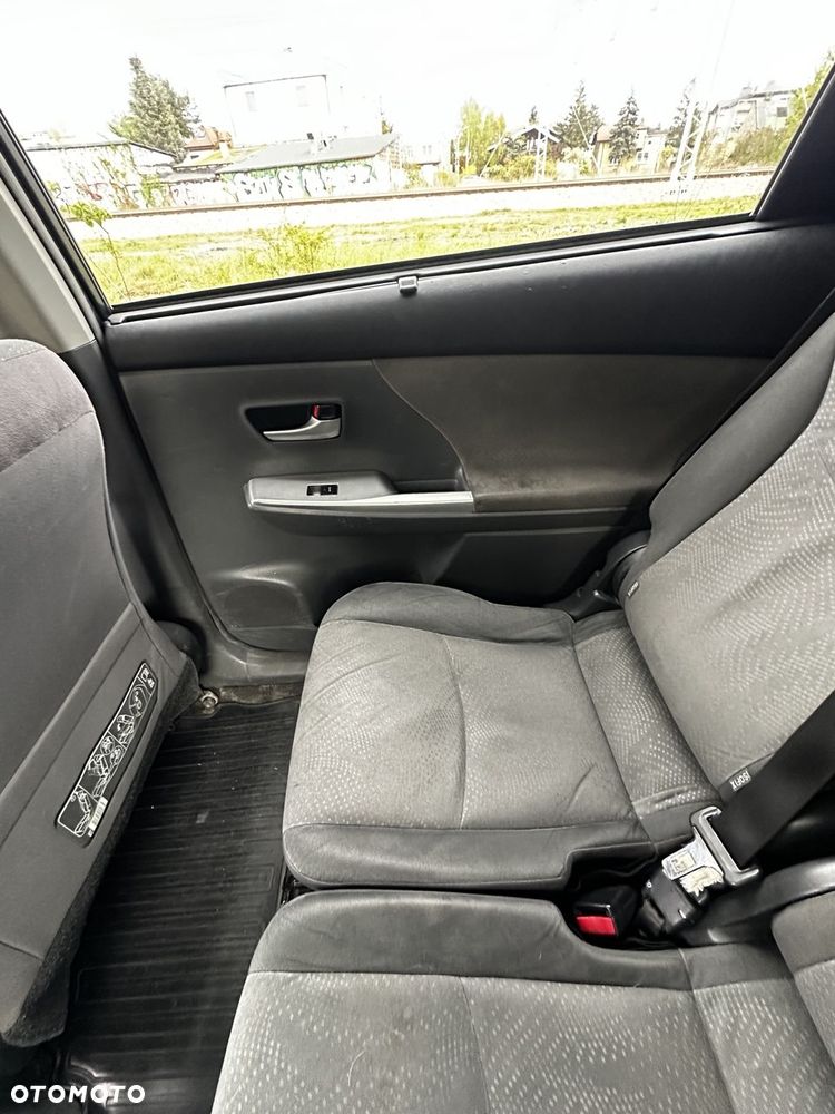 Toyota Prius+ 1.8 HSD Active - 18