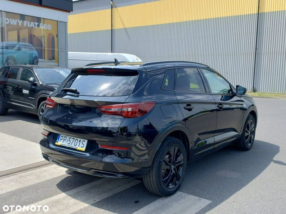 Opel Grandland 1.2 T GS Line S&S - 3