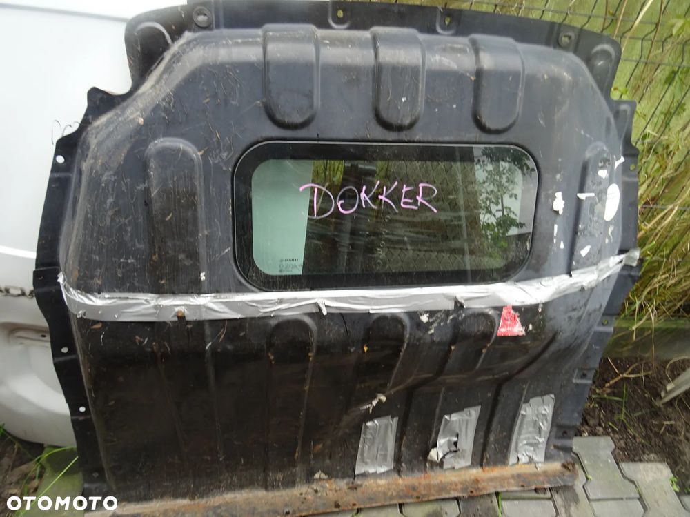 DACIA DOKKER SCIANA GRODZIOWA KOMPLETNA Z SZYBA WYSYLKA DUZO CZESCI PYTAC