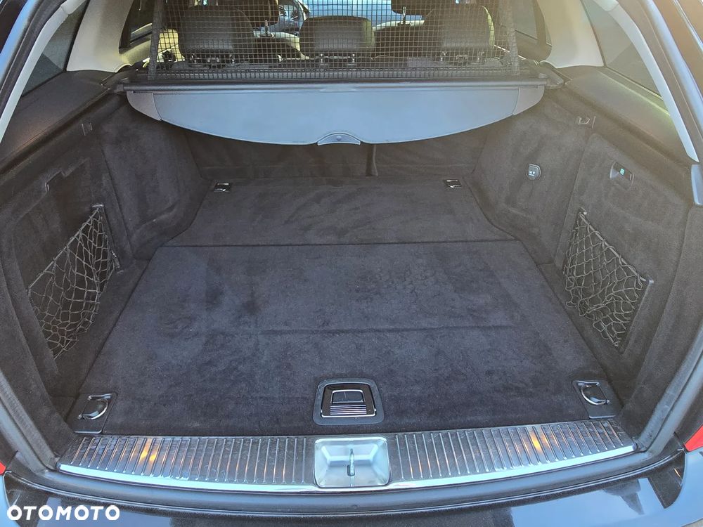 Mercedes-Benz Klasa C 180 BlueEFFICIENCY Avantgarde - 28