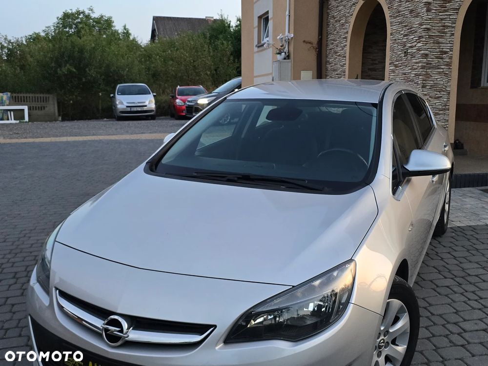 Opel Astra 1.4 Cosmo - 5
