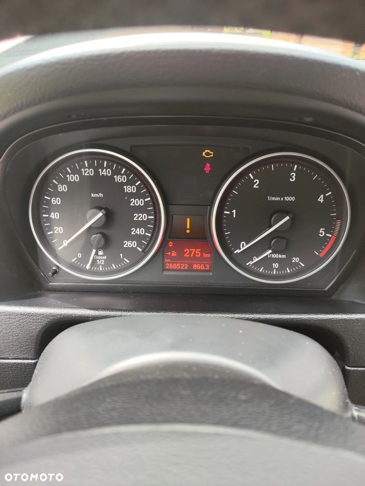 BMW X1 sDrive18d Sport Line - 7