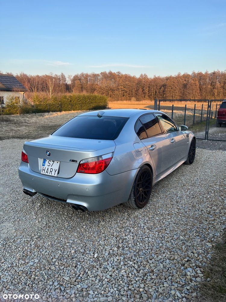 BMW M5 - 5