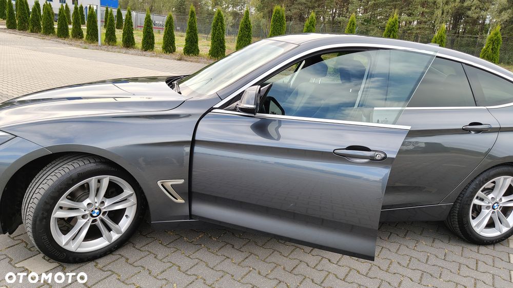 BMW 3GT 320i Sport Line - 40