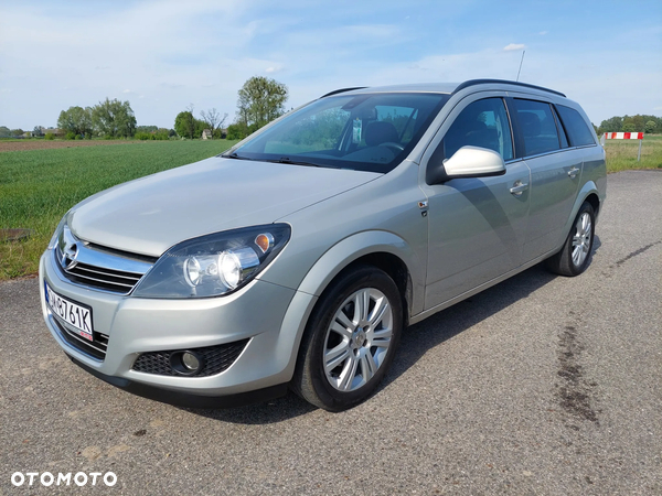 Opel Astra 1.6 Caravan Edition