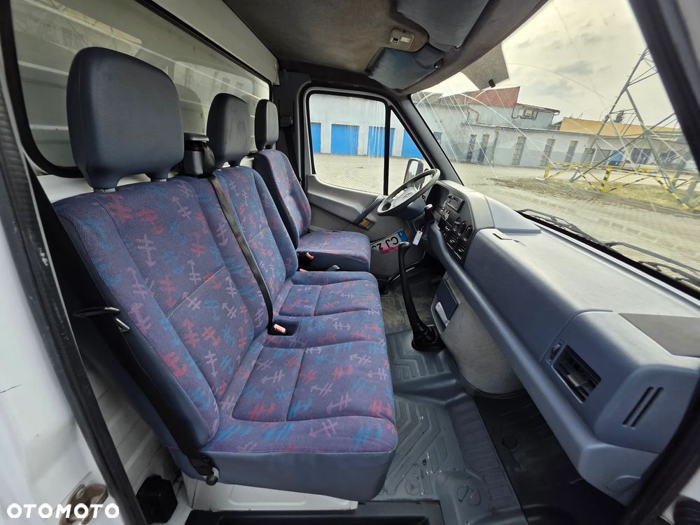 Mercedes-Benz Sprinter 412 D Kontener 4.50 M ! Klima ! Bez Korozji  ! Z Włoch ! Super Stan  ! - 16