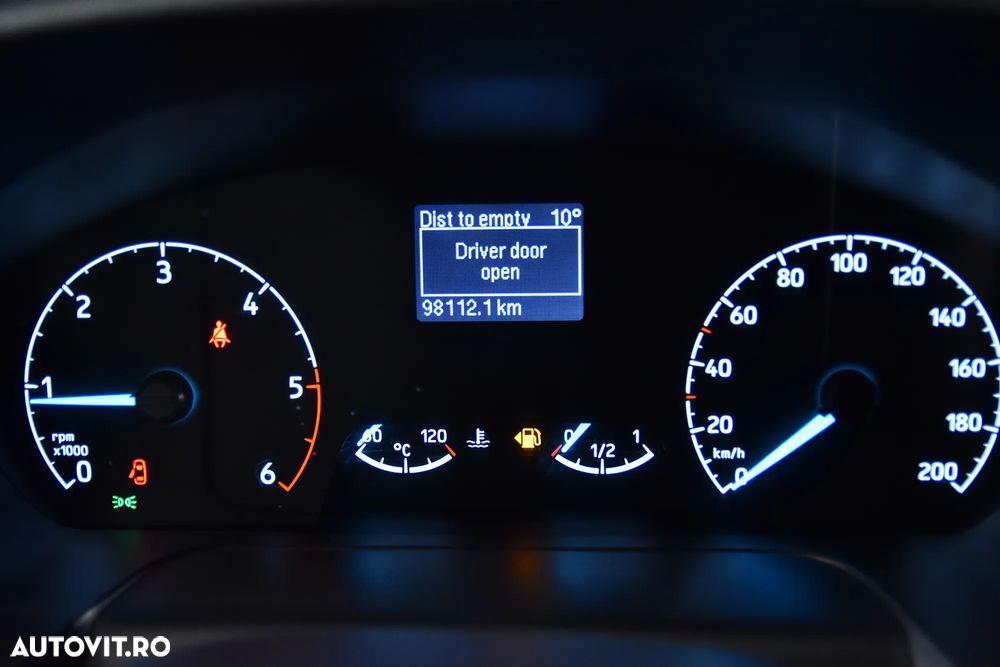 Ford Transit Custom - 10