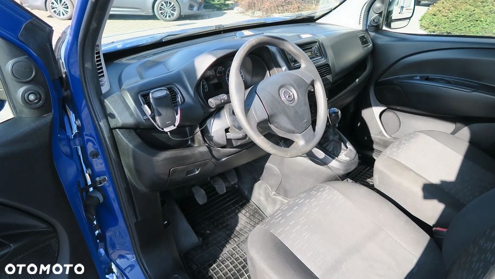 Opel Combo - 13