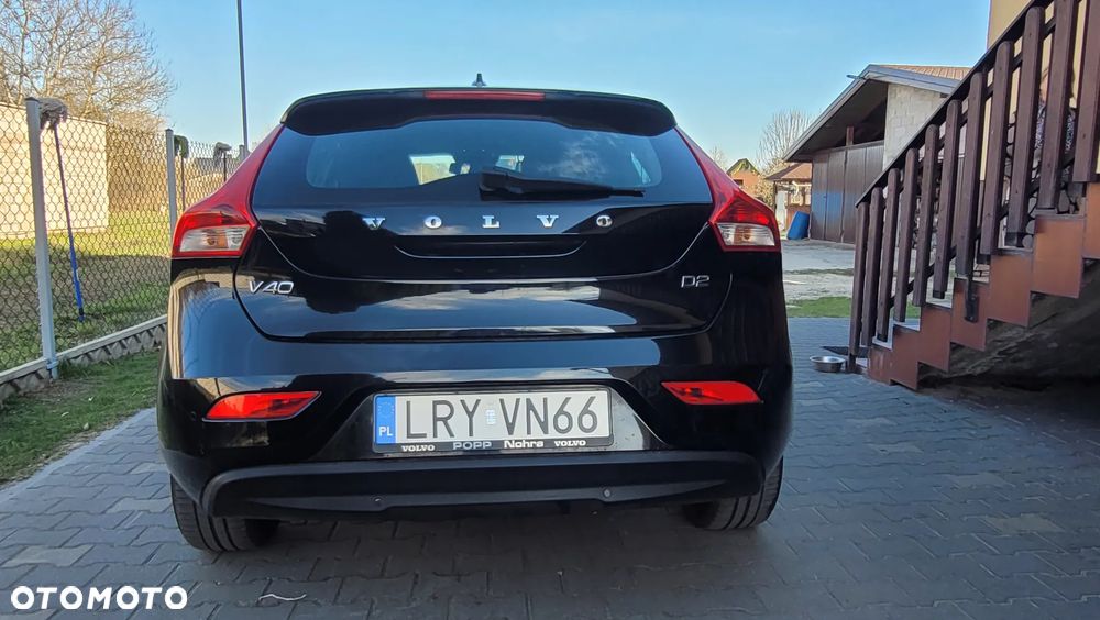 Volvo V40 D2 Momentum - 20