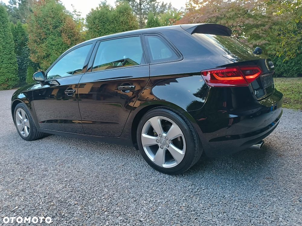 Audi A3 Sportback 1.6 TDI Sport - 11