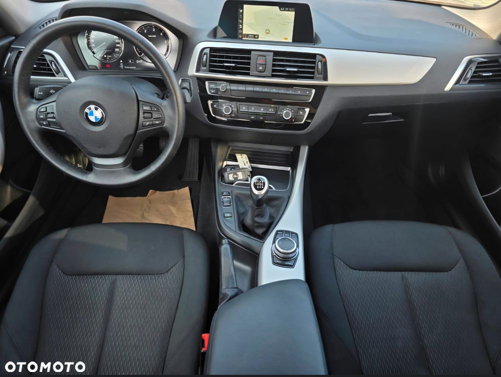 BMW Seria 1 116d EfficientDynamics Advantage - 11