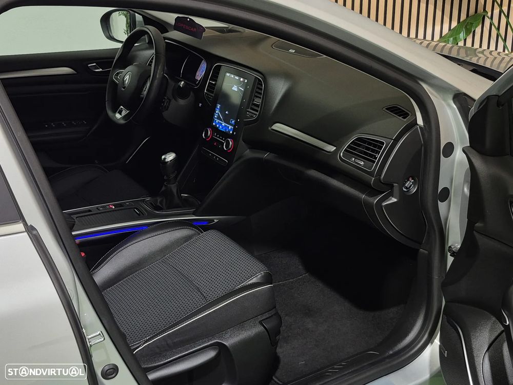 Renault Mégane Sport Tourer 1.5 dCi Bose Edition SS - 16