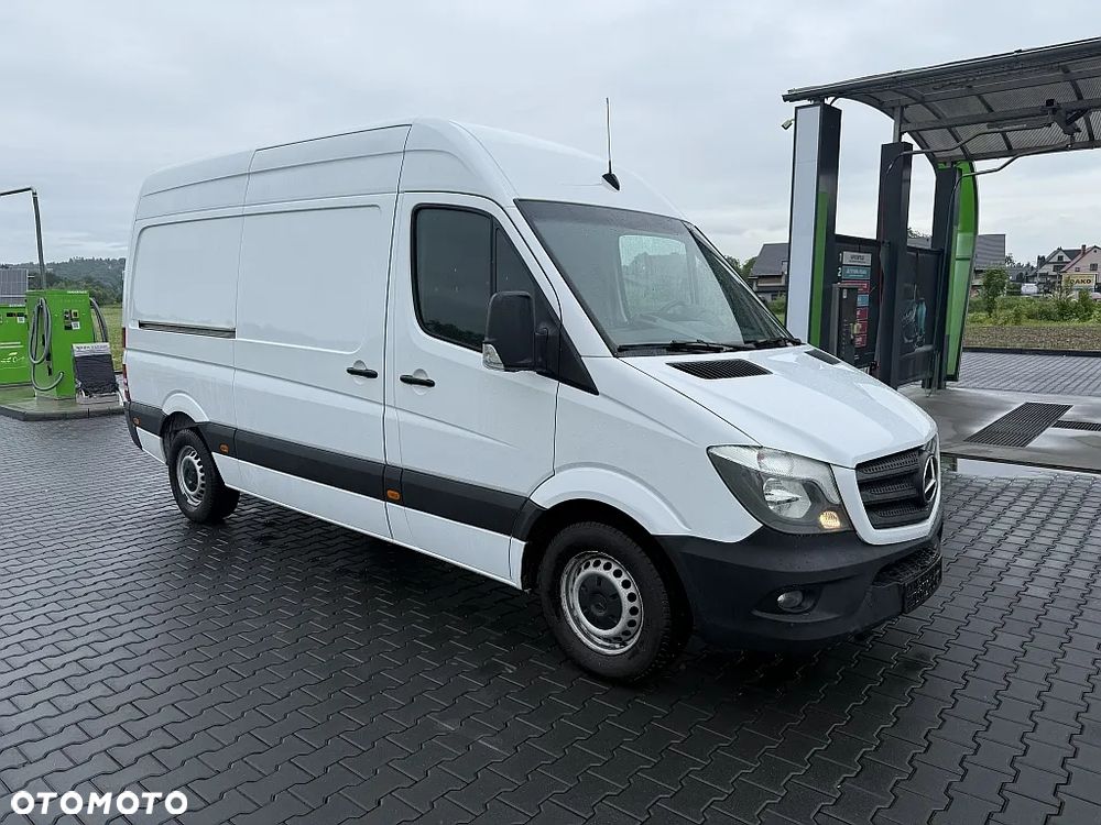 Mercedes-Benz SPRINTER - 4