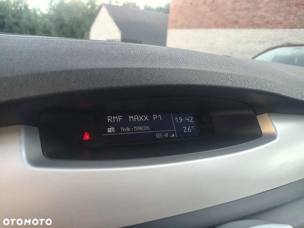 Renault Laguna 2.0 DCi Authentique - 16