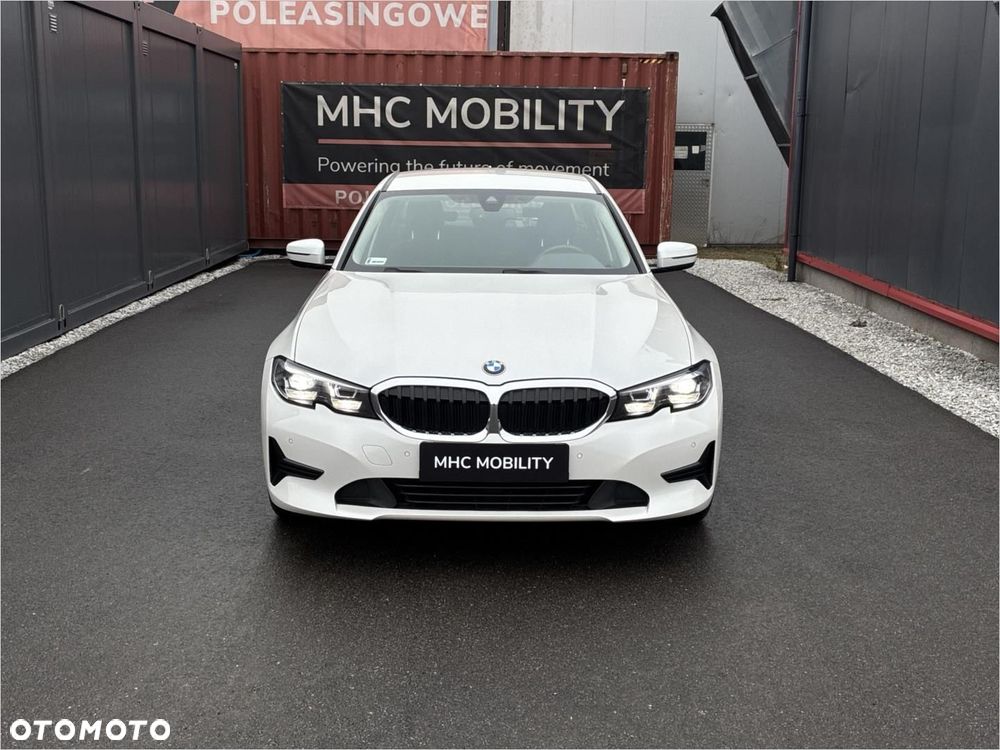 BMW Seria 3 318i Advantage - 11