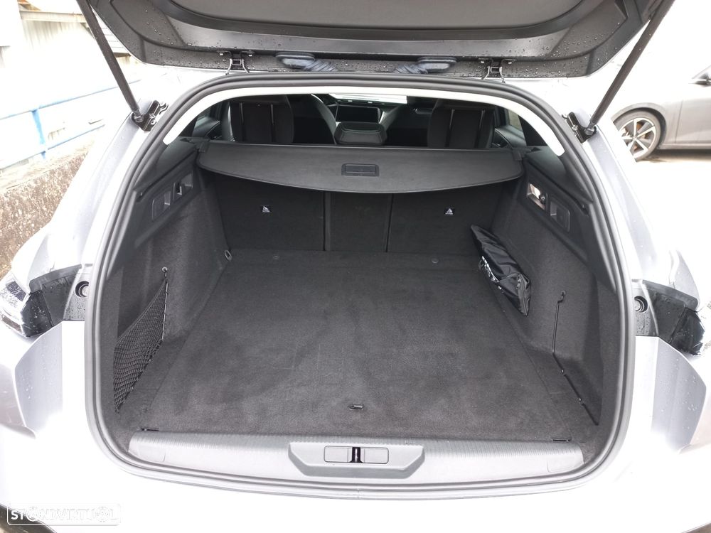 Peugeot 308 SW 1.2 PureTech Allure - 7