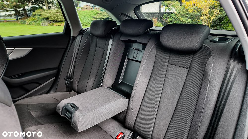 Audi A4 Avant 2.0 TDI S tronic quattro sport - 9