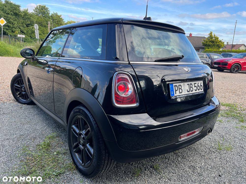 MINI Cooper D Bayswater - 8