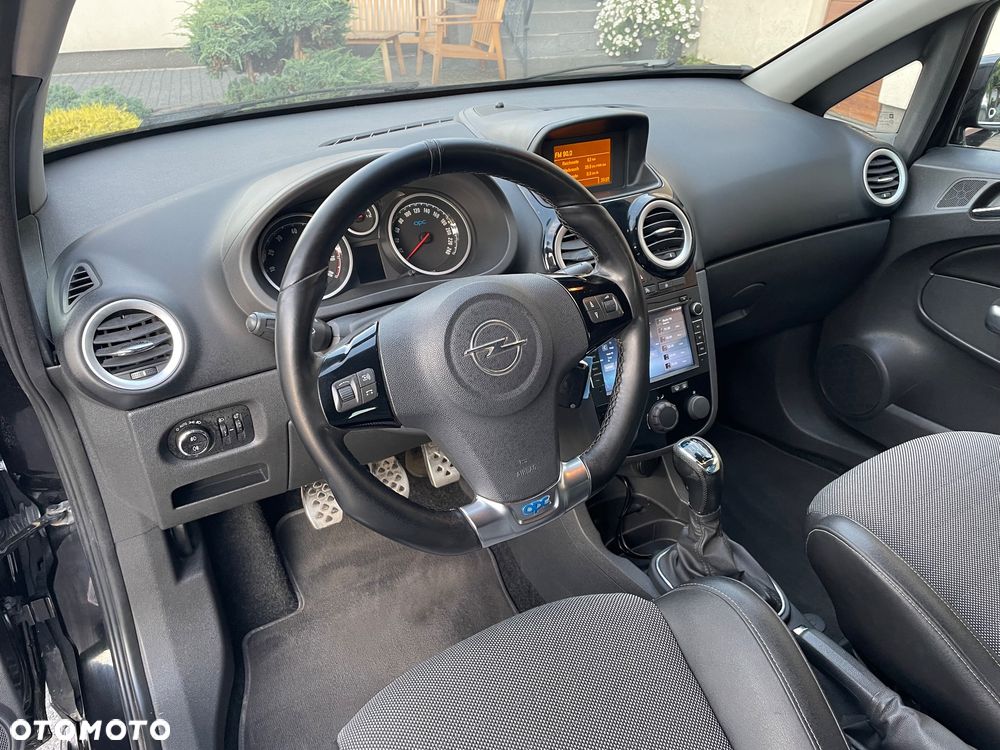 Opel Corsa 1.6 Turbo OPC - 29