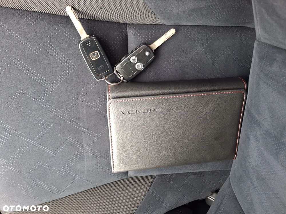 Honda Civic 1.4 i-VTEC Comfort 40 Jahre Edition - 18
