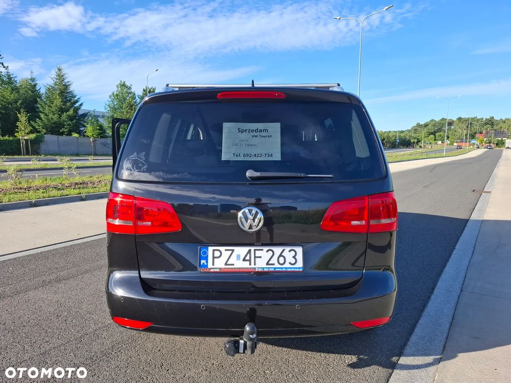Volkswagen Touran 2.0 TDI DPF BlueMotion Technology Highline - 6