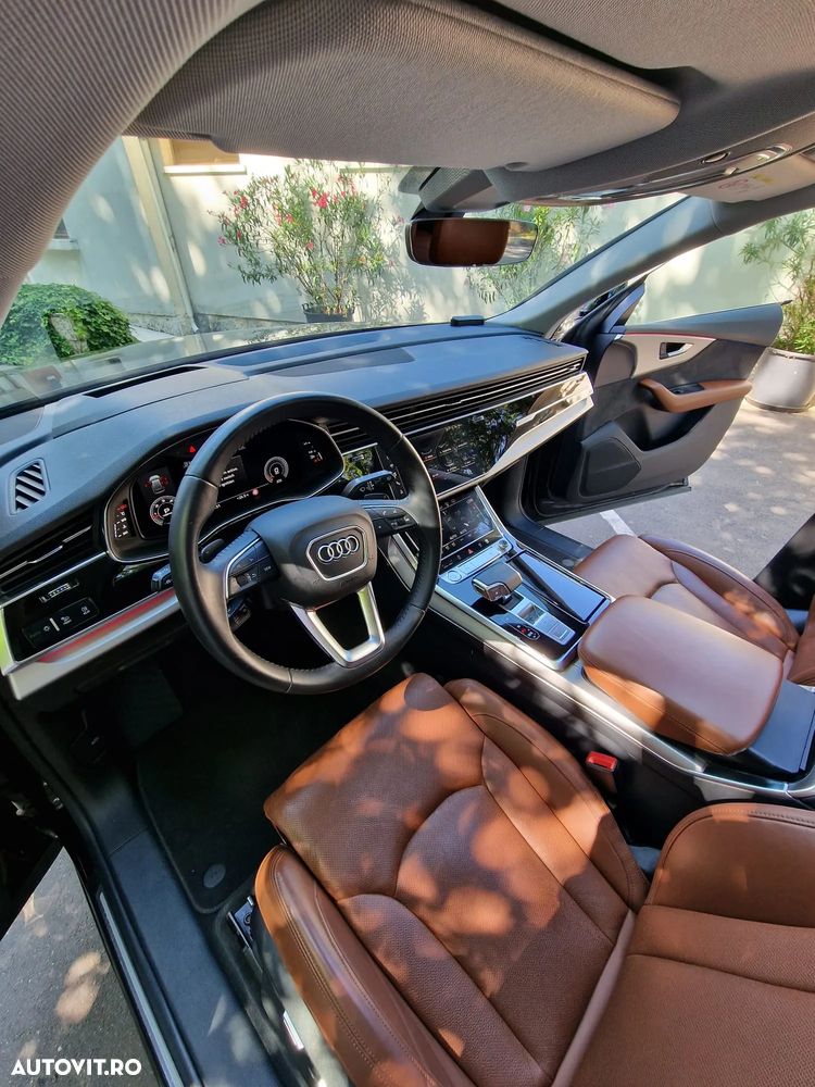 Audi Q8 - 9